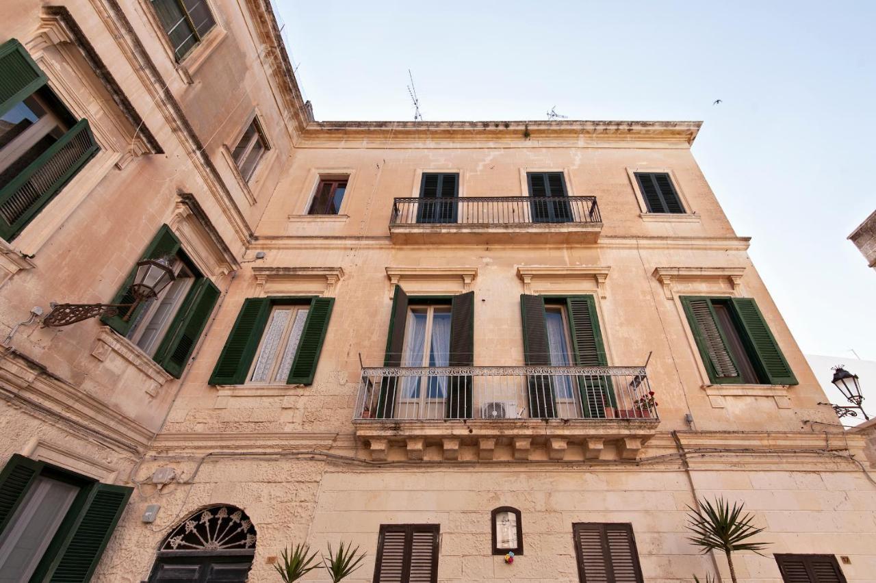 Castriota19 - Jacuzzi Room & Apartment Sit Lecce Exterior photo