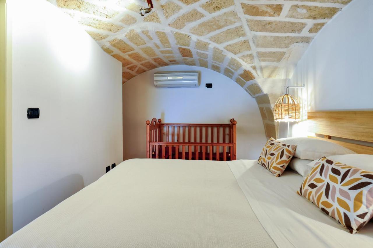 Castriota19 - Jacuzzi Room & Apartment Sit Lecce Exterior photo