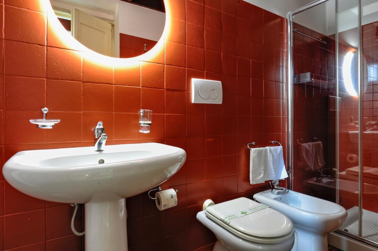 Castriota19 - Jacuzzi Room & Apartment Sit Lecce Exterior photo